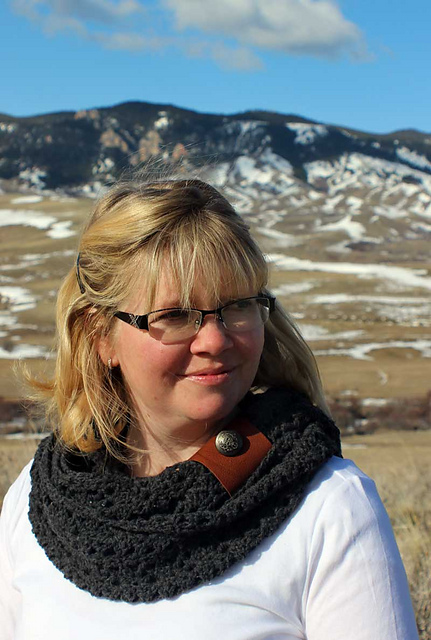 Prairie Lace Cowl