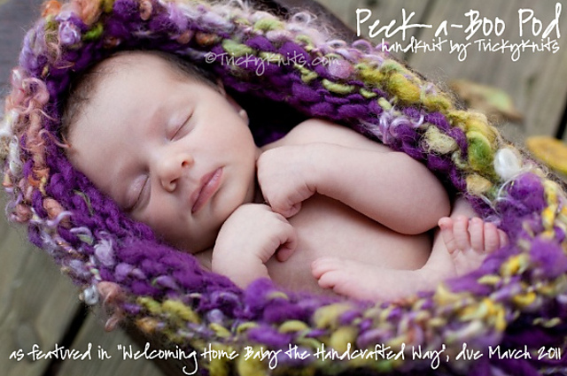Peek-a-Boo Pod Newborn Photography Prop