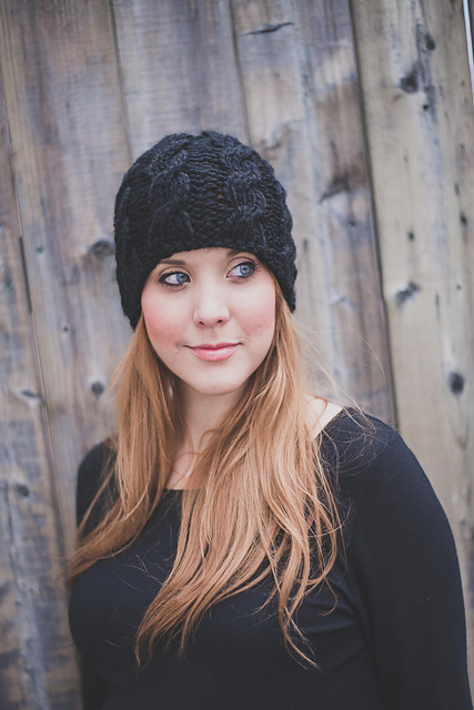 Chunky Cabled Tuque