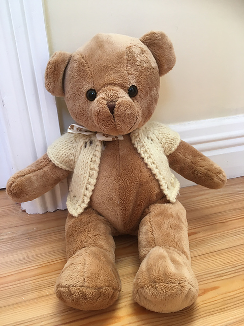 Beary Sweet Raglan Cardigan