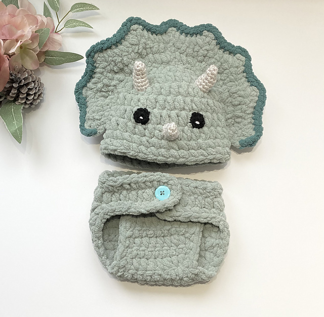 Triceratops Photo Props