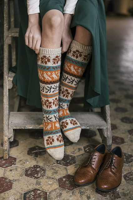 Kevätkarkelo-sukat / Vårkarneval-sockorna