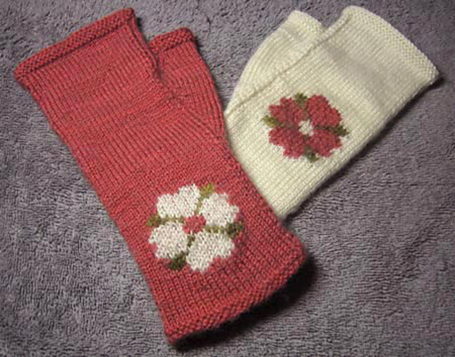 Mitts of the Roses