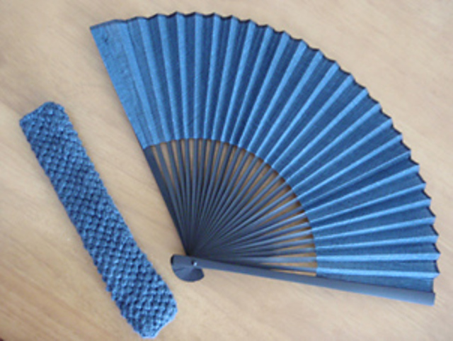 Knitted Cover for Folding Fan