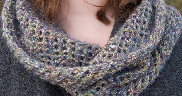 Heather Mist Knitted Lace Cowl and Headband