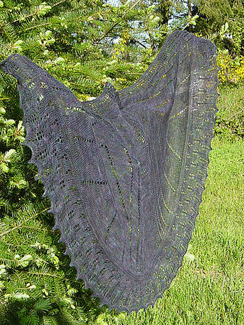 Fibonacci Eyelet Shawl