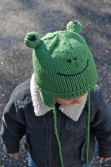 Frog hat
