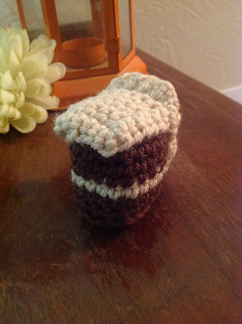 Slice of Chocolate Cake Amigurumi