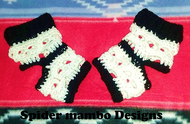 Creepy Skull Flip Flop or Yoga Socks