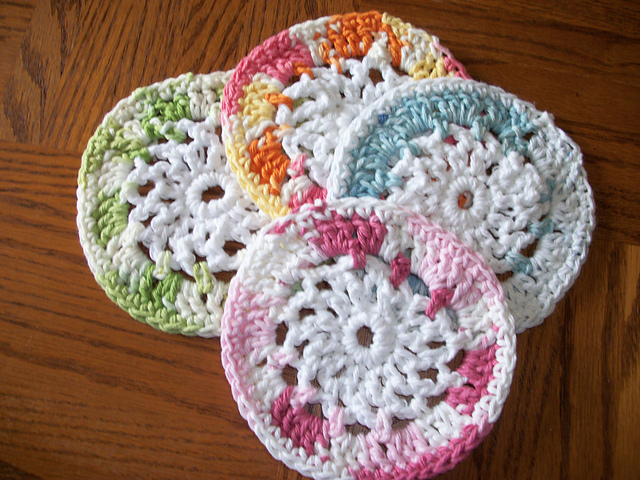 Loopy Flower Coaster