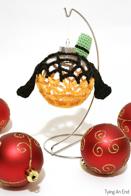 Disney Christmas Ornament: Goofy