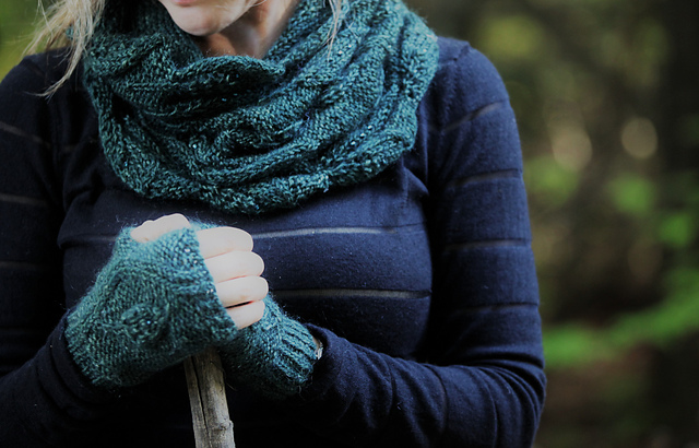 Forest Walks Fingerless Mitts