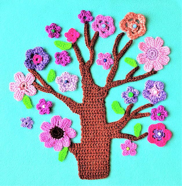 "Spring tree" for applique