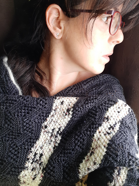 TIERRA VOLCANICA shawl