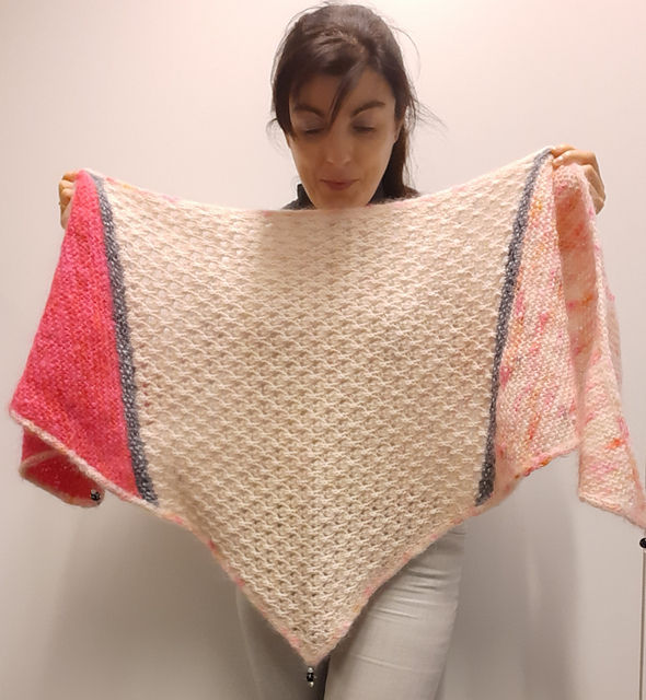 PINKU shawl