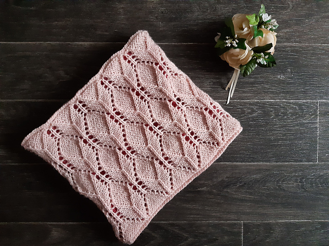 ODAYAKA reversible cowl