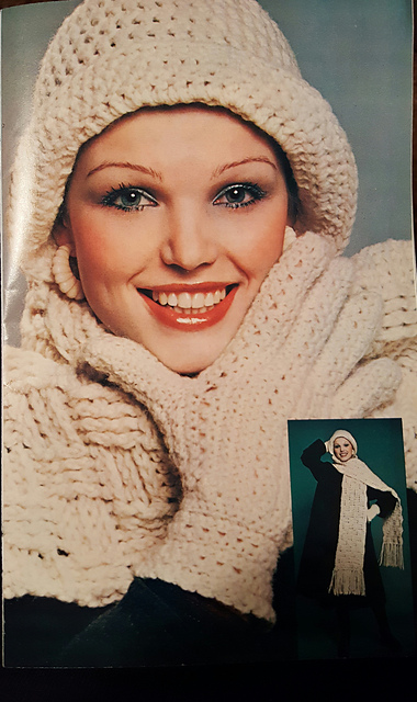 Crochet Scarf D-121