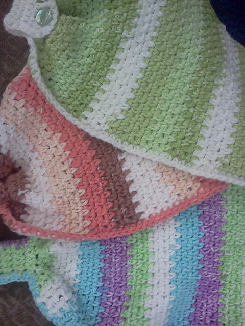 Hanging hand towel
