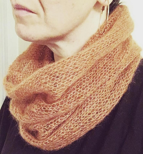 Squirrel Cove Cowl