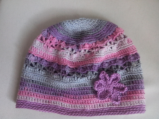 Ravelry: Lilac Spring Beanie pattern by urszuleczka