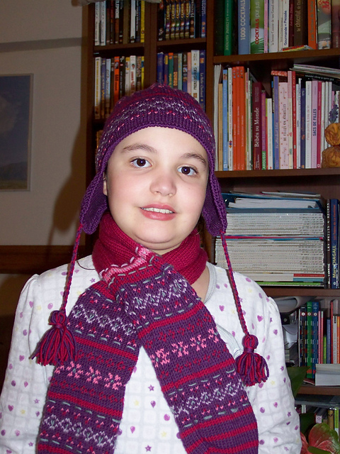 31 - Echarpe, bonnet et moufles