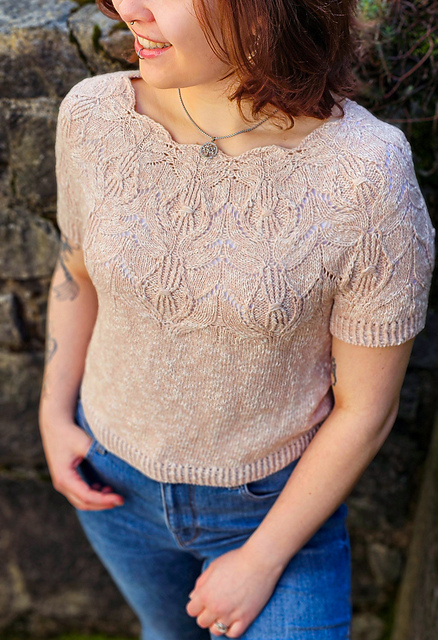 【archi】のWASHI KNIT TEE Avani Shirt V Neck Knitting pattern — Caidree
