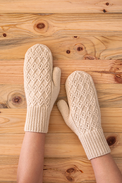 Liv Mittens