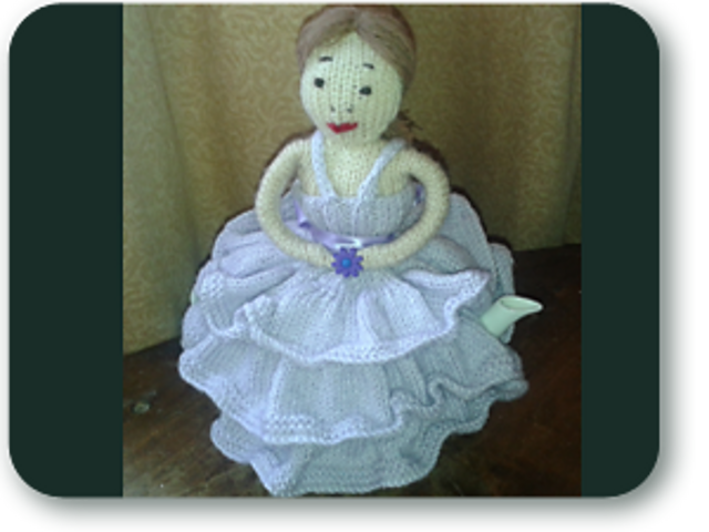 Gwendoline Tea Cosy