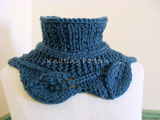 Lattice and Leaves Knit Cowl