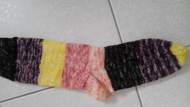 DIY : DYE & KNIT SOCKS