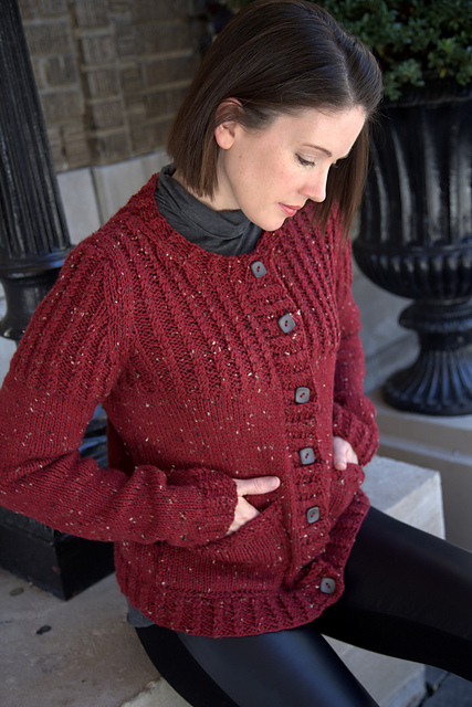 2810 Women's Retro Cabled Cardigan