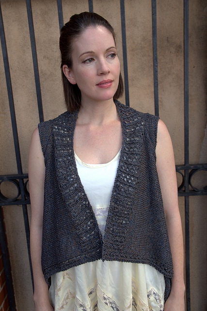 2818 Women's Draped Cardi