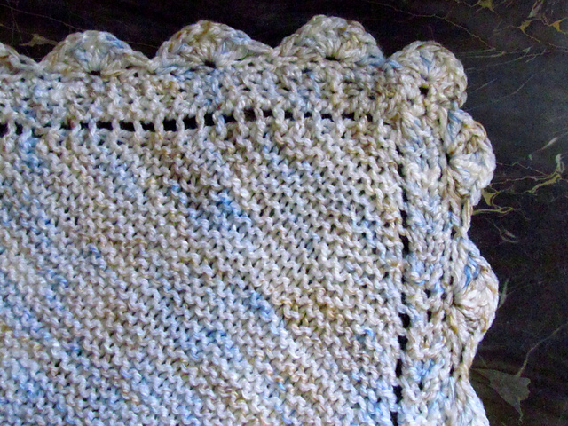 F573 Crochet Edged Blanket