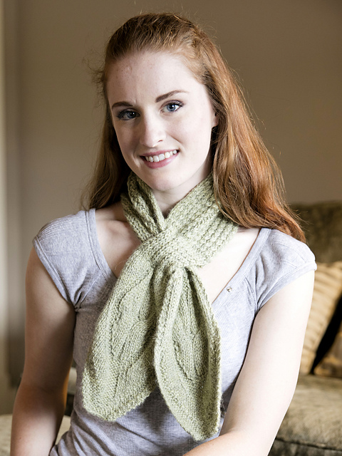 2922 Cabled Ascot