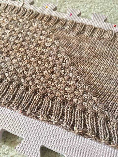 Diagonal Basketweave Cowl