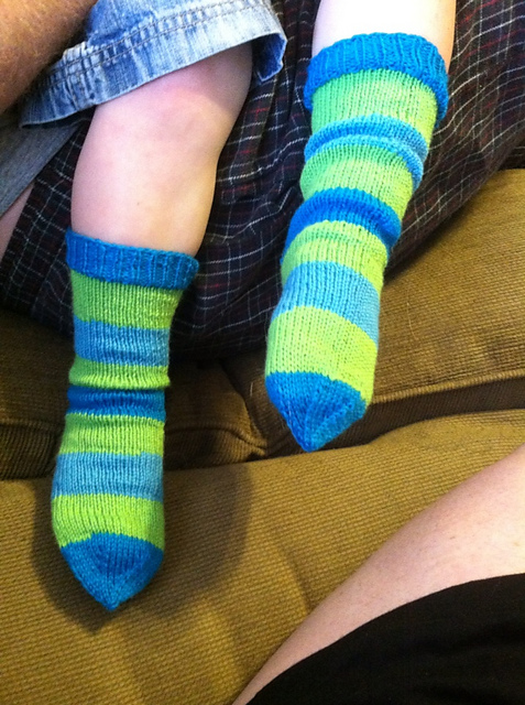 Contrast Cuff and Toe Fingering Weight Tube Sock
