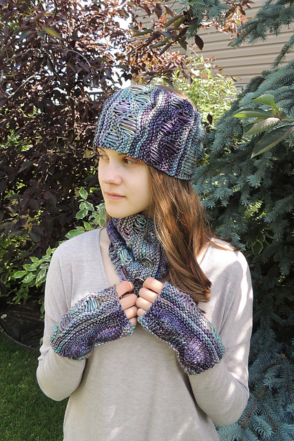 Gentle Waves Scarf, Ear Warmer, hand warmers