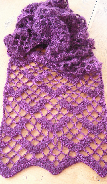 Semi Chevron Scarf