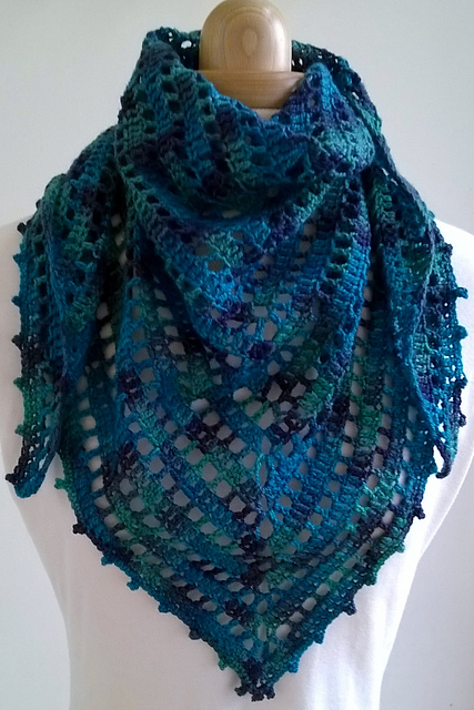 CCC Easy Shawlette