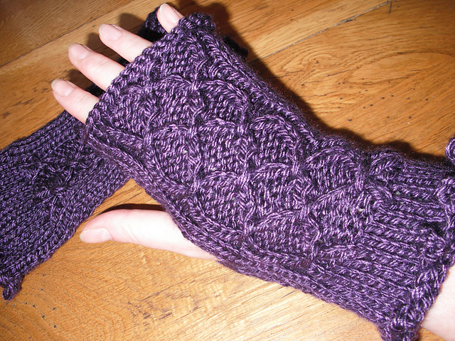 Scrummy Fingerless Mitts