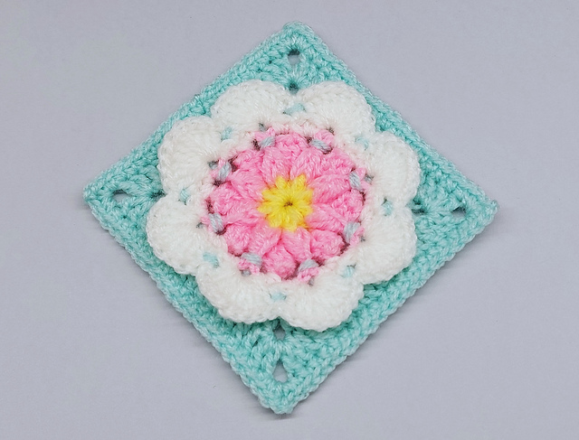 366 days of granny squares / Day 218