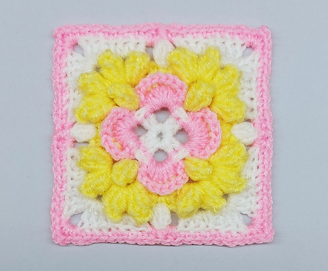 366 days of granny squares / Day 219