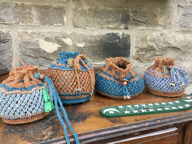 Yarn-cake Spice Pots
