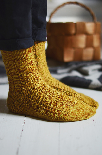Kultaniitty Socks