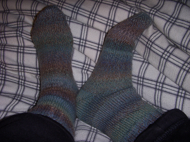 Round Fingering Weight Afterthought Heel Sock