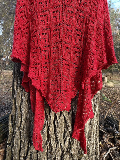 Ogee Flow Shawl