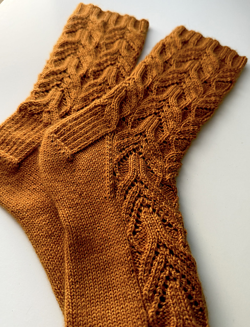 Wiggle Stick Socks
