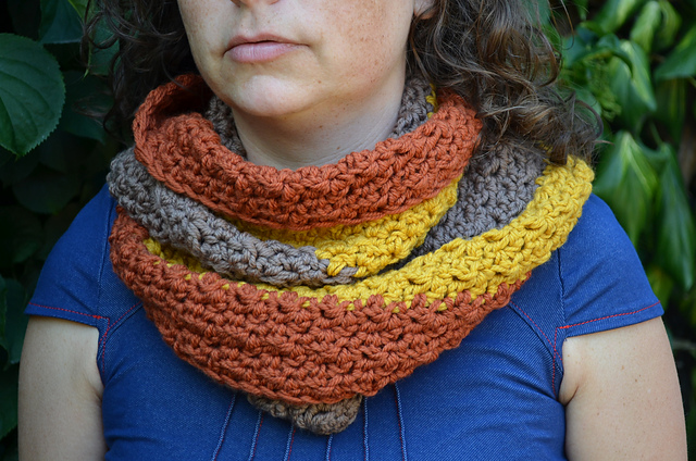 Autumn cowl