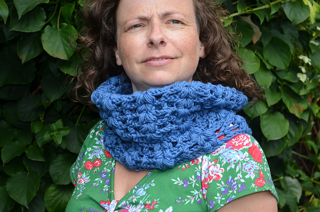 Vintage Inspired Cowl