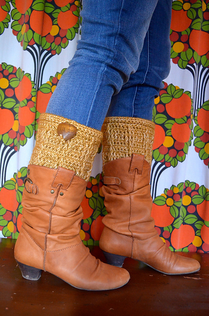Hearted boot cuffs